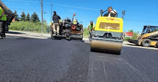 Best Recycled Asphalt Driveway Installation  in North Branch, MN